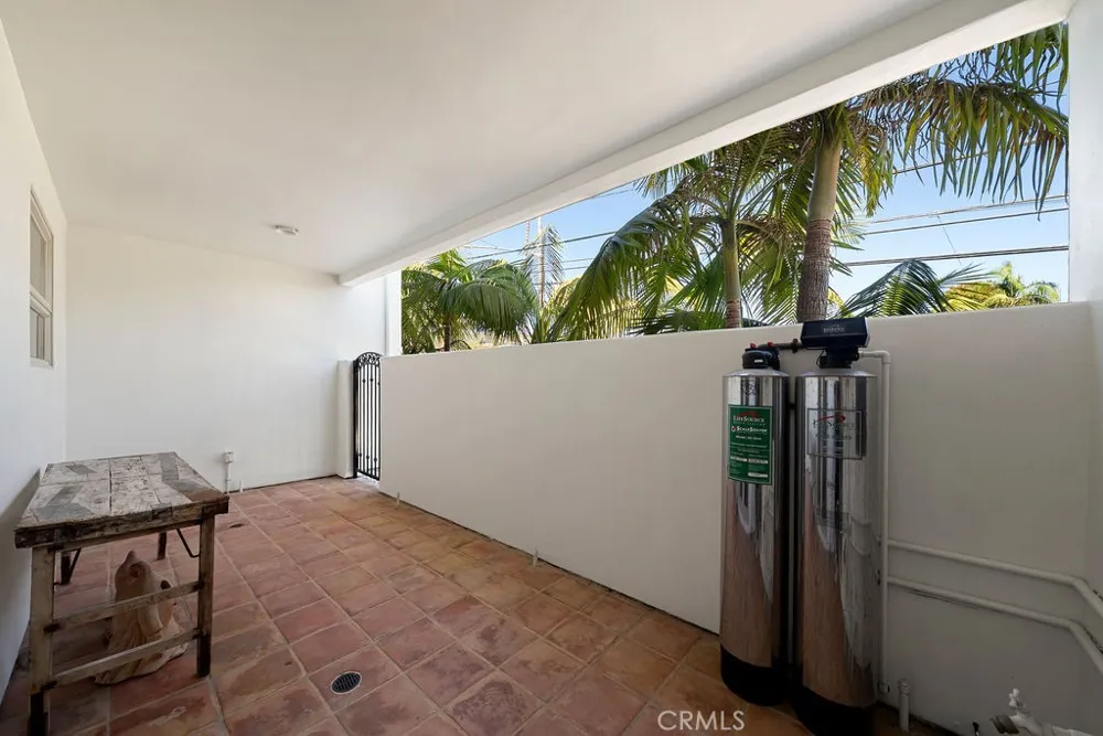 205 W Avenida Valencia San Clemente, CA 92672