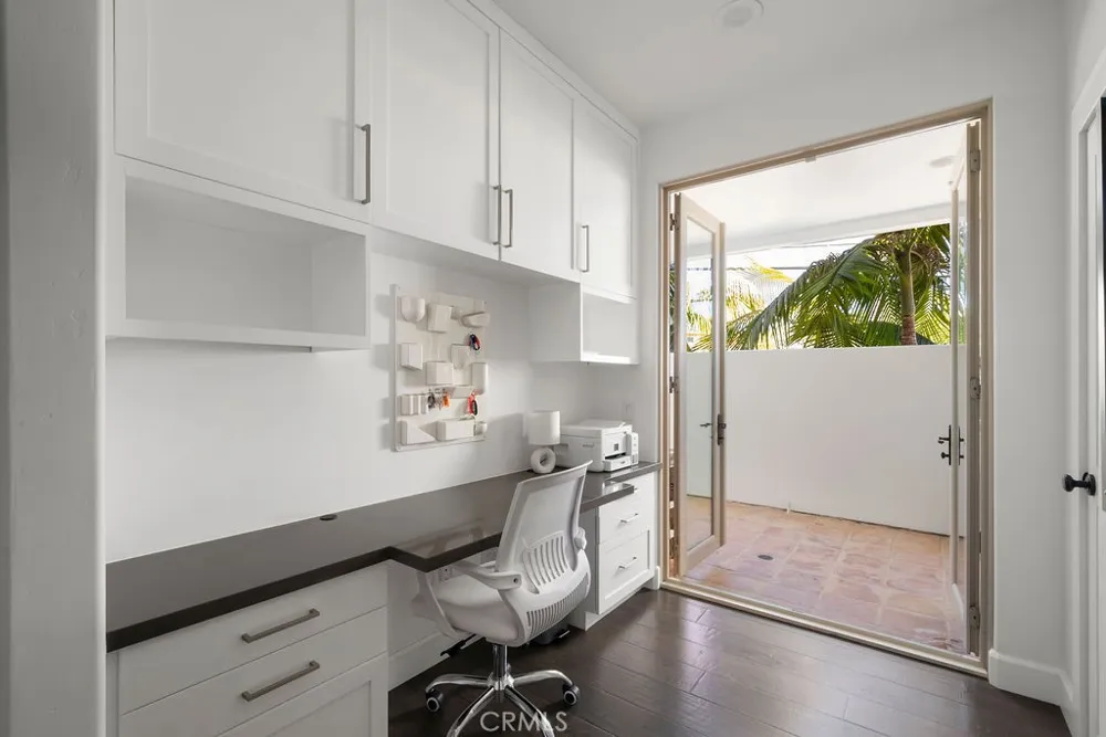 205 W Avenida Valencia San Clemente, CA 92672