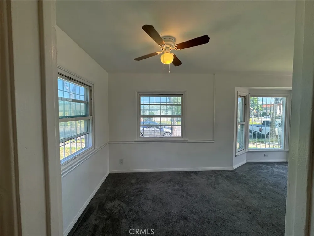 2408 W 85th #2410 Inglewood, CA 90305