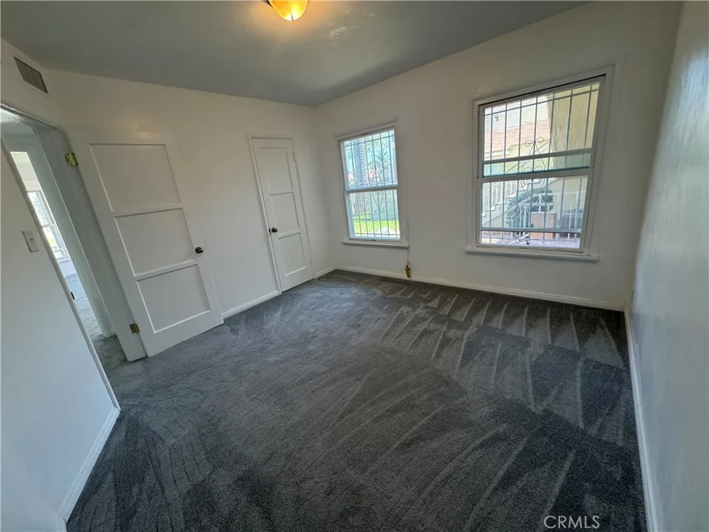 2408 W 85th #2410 Inglewood, CA 90305