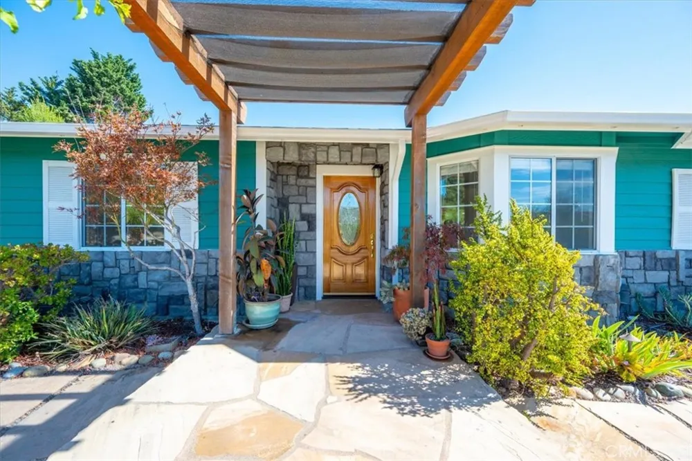 1047 Robin Circle Arroyo Grande, CA 93420