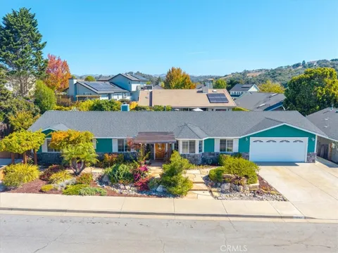 1047 Robin Circle