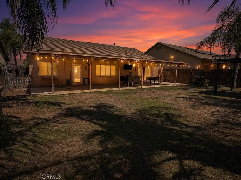 11107 Snowcreek Falls Bakersfield, CA 93312
