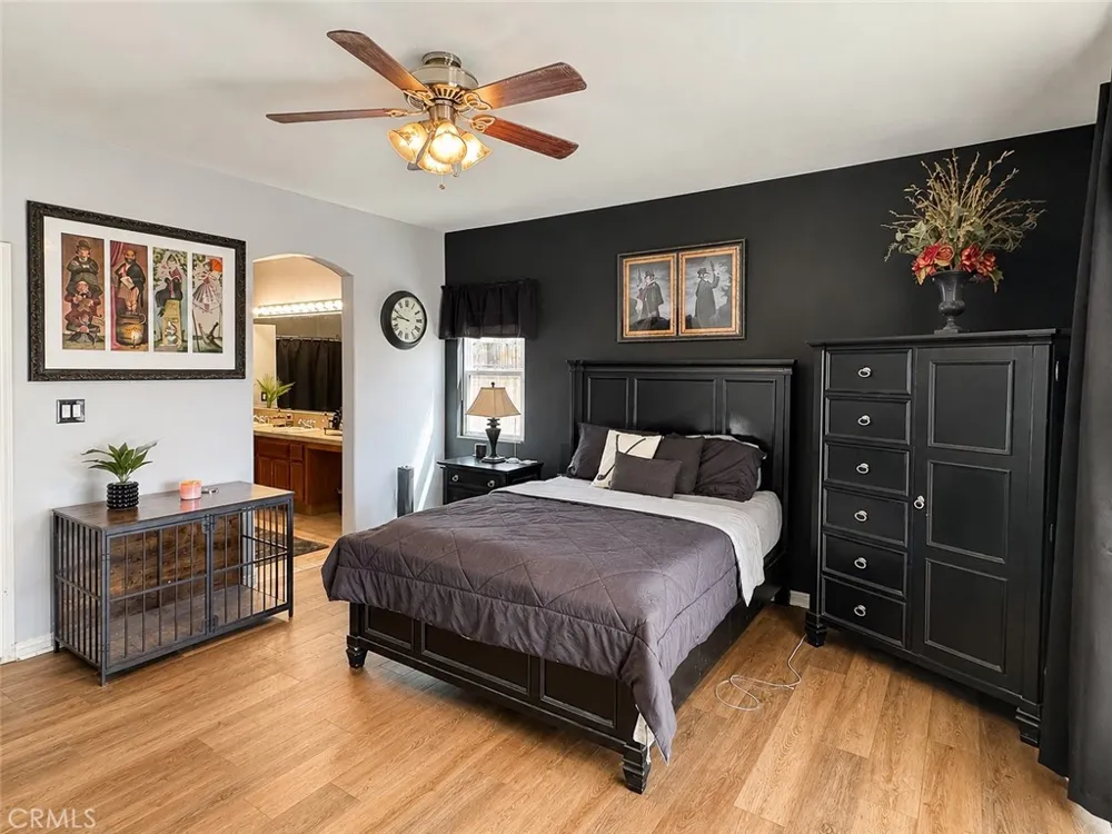 11107 Snowcreek Falls Bakersfield, CA 93312