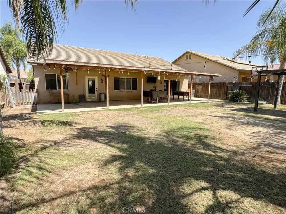 11107 Snowcreek Falls Bakersfield, CA 93312