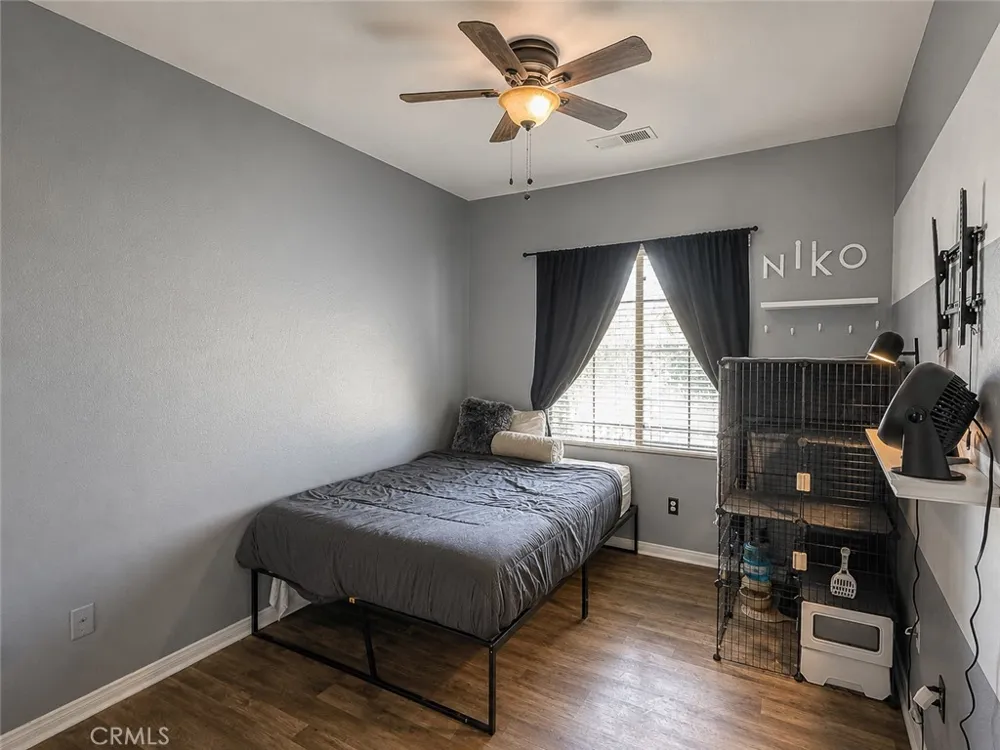 11107 Snowcreek Falls Bakersfield, CA 93312