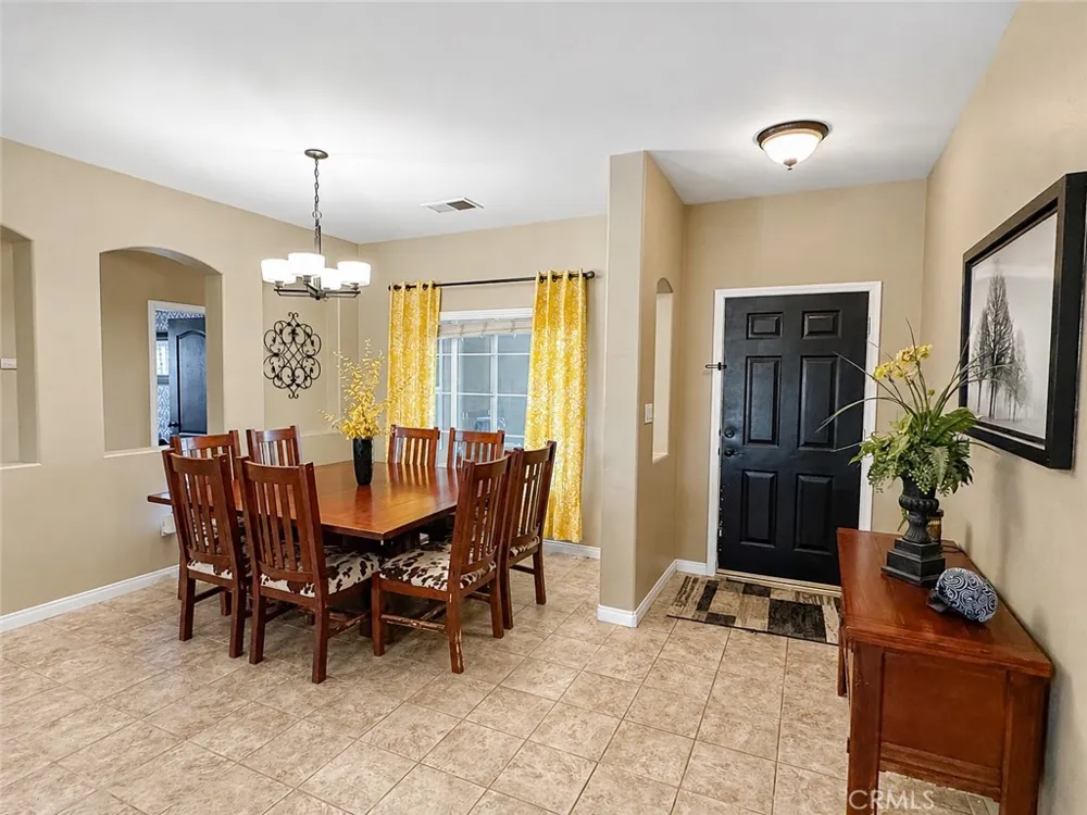 11107 Snowcreek Falls Bakersfield, CA 93312