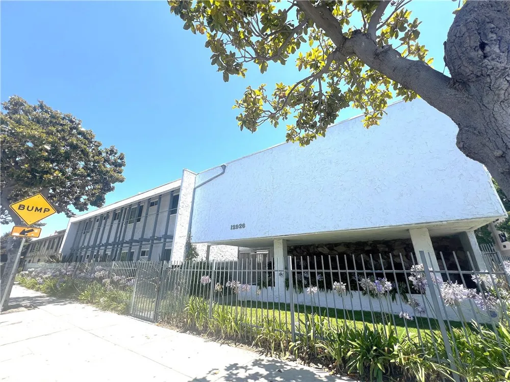 12926 Doty Avenue #27 Hawthorne, CA 90250