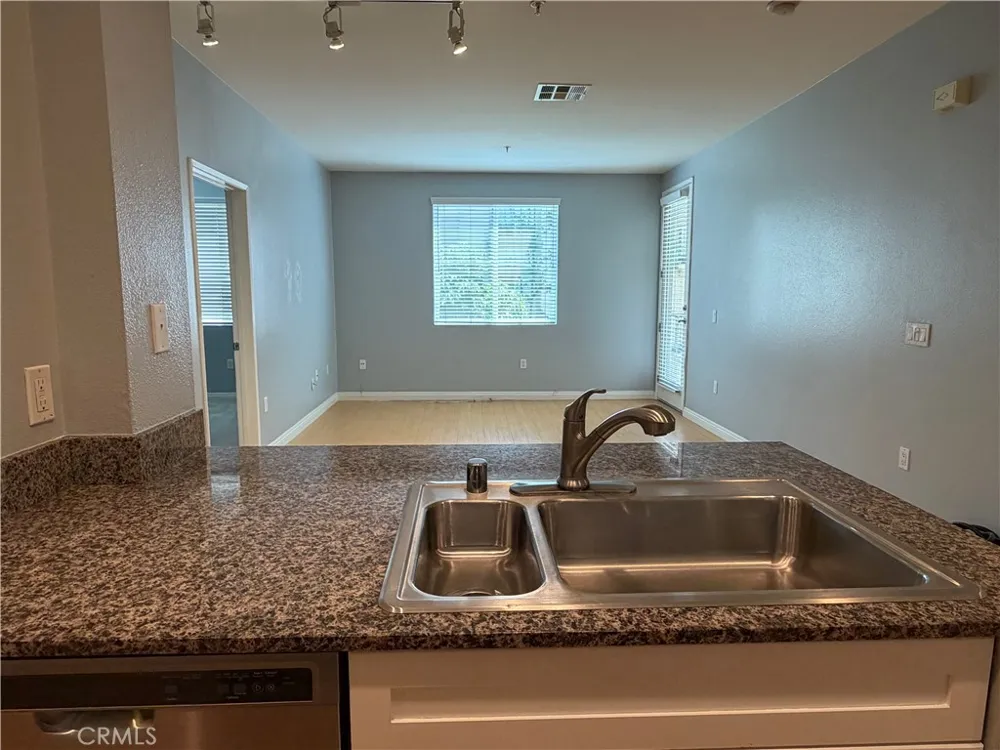 2272 Scholarship Irvine, CA 92612