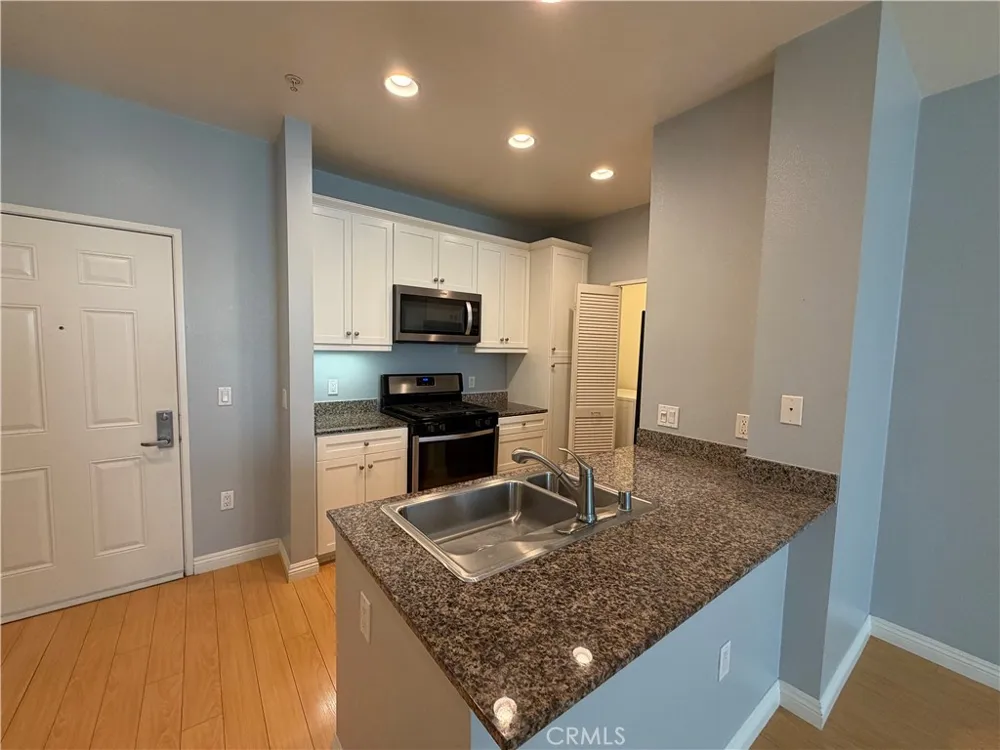 2272 Scholarship Irvine, CA 92612