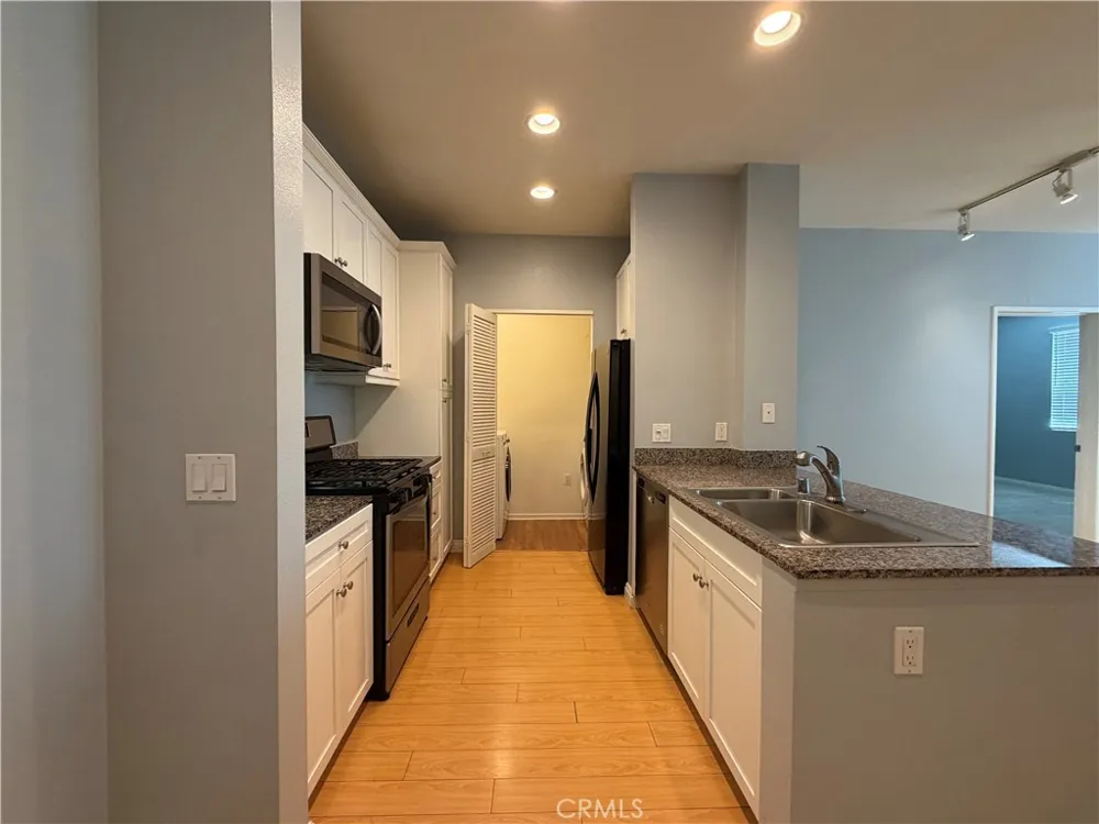 2272 Scholarship Irvine, CA 92612