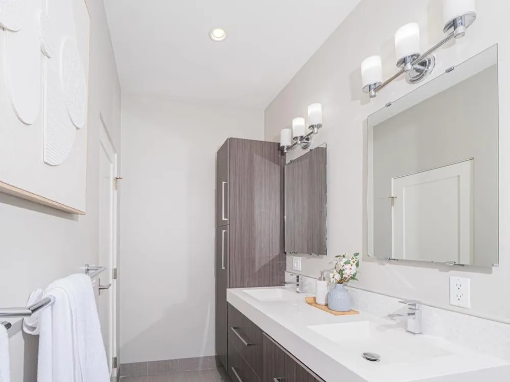 2139 Carlmont Drive Belmont, CA 94002