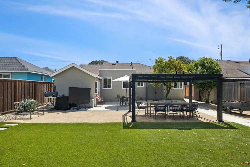 45 E Hillsdale Boulevard San Mateo, CA 94403