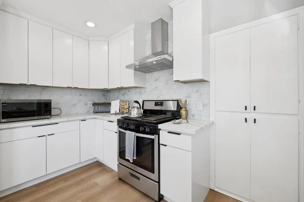 45 E Hillsdale Boulevard San Mateo, CA 94403