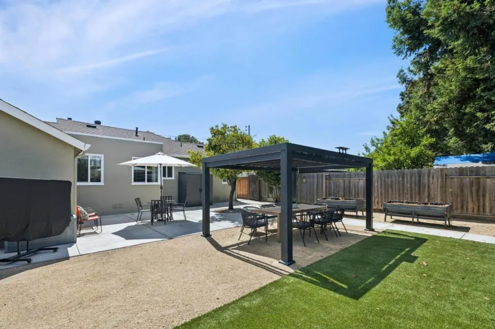 45 E Hillsdale Boulevard San Mateo, CA 94403