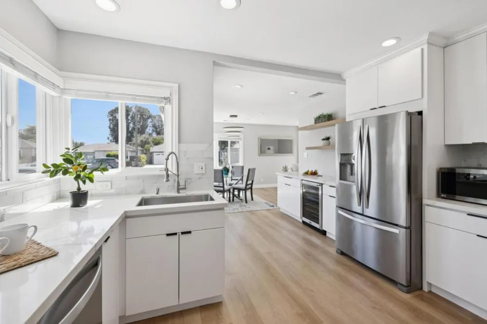 45 E Hillsdale Boulevard San Mateo, CA 94403