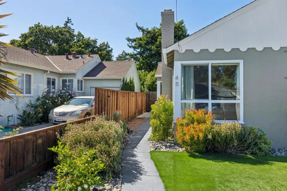 45 E Hillsdale Boulevard San Mateo, CA 94403