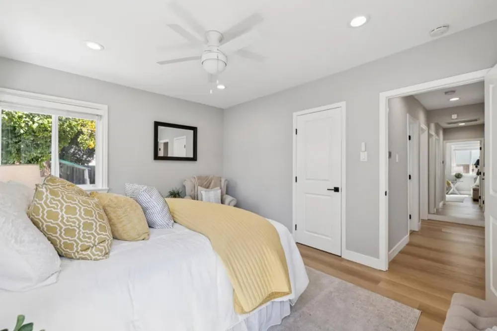 45 E Hillsdale Boulevard San Mateo, CA 94403