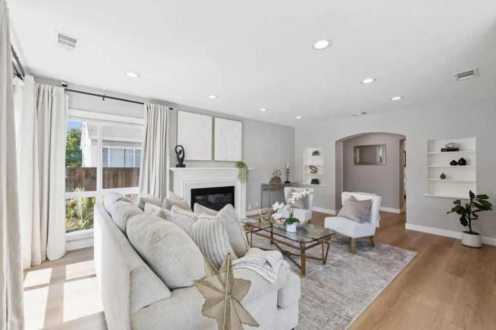 45 E Hillsdale Boulevard San Mateo, CA 94403