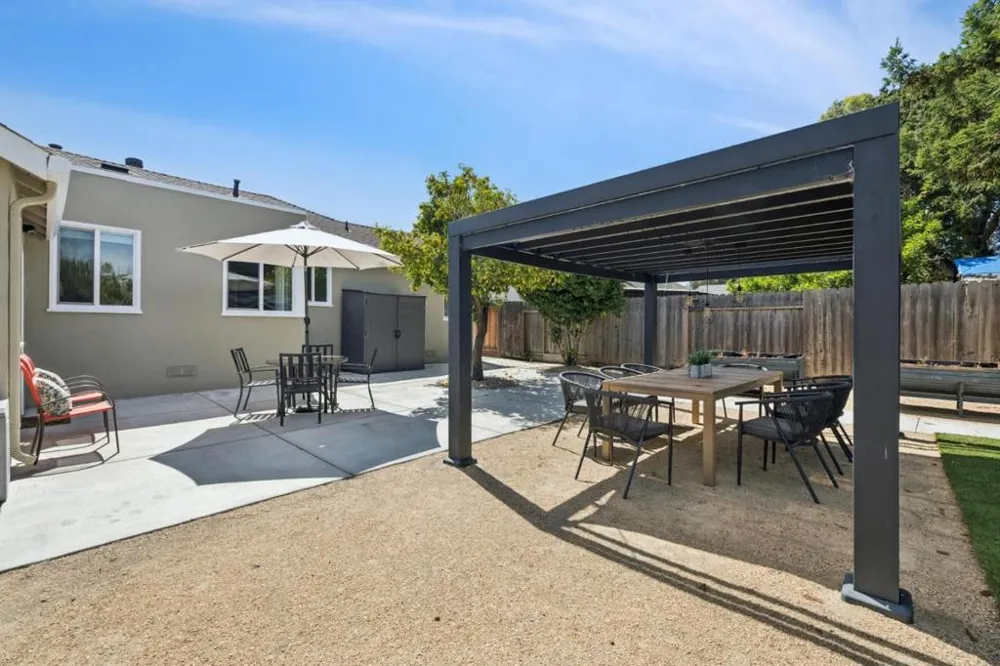 45 E Hillsdale Boulevard San Mateo, CA 94403