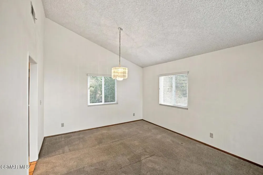 812 Chaparral Court Thousand Oaks, CA 91320