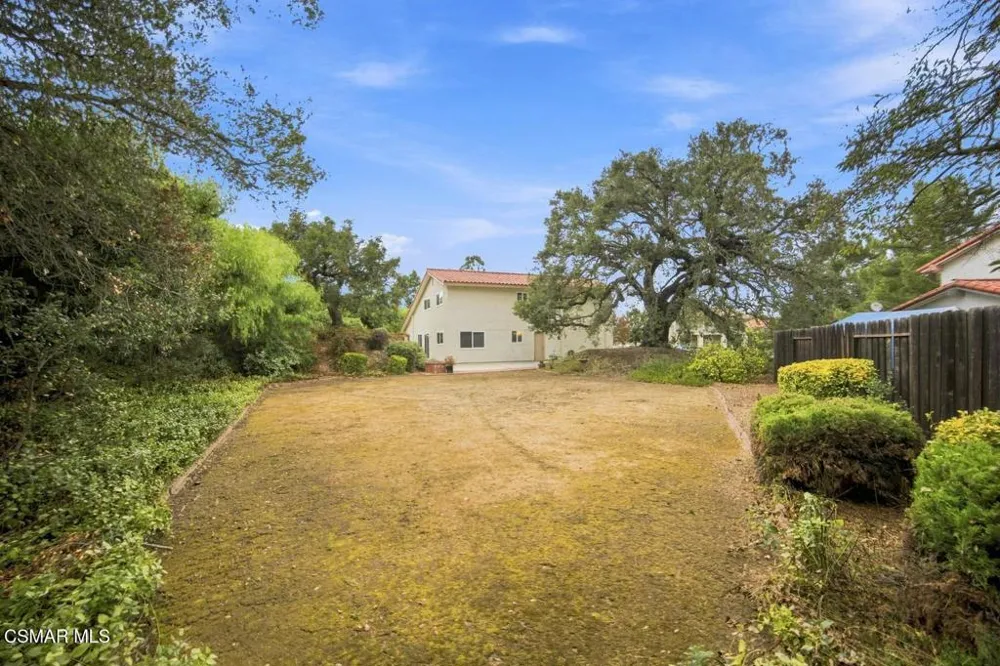 812 Chaparral Court Thousand Oaks, CA 91320