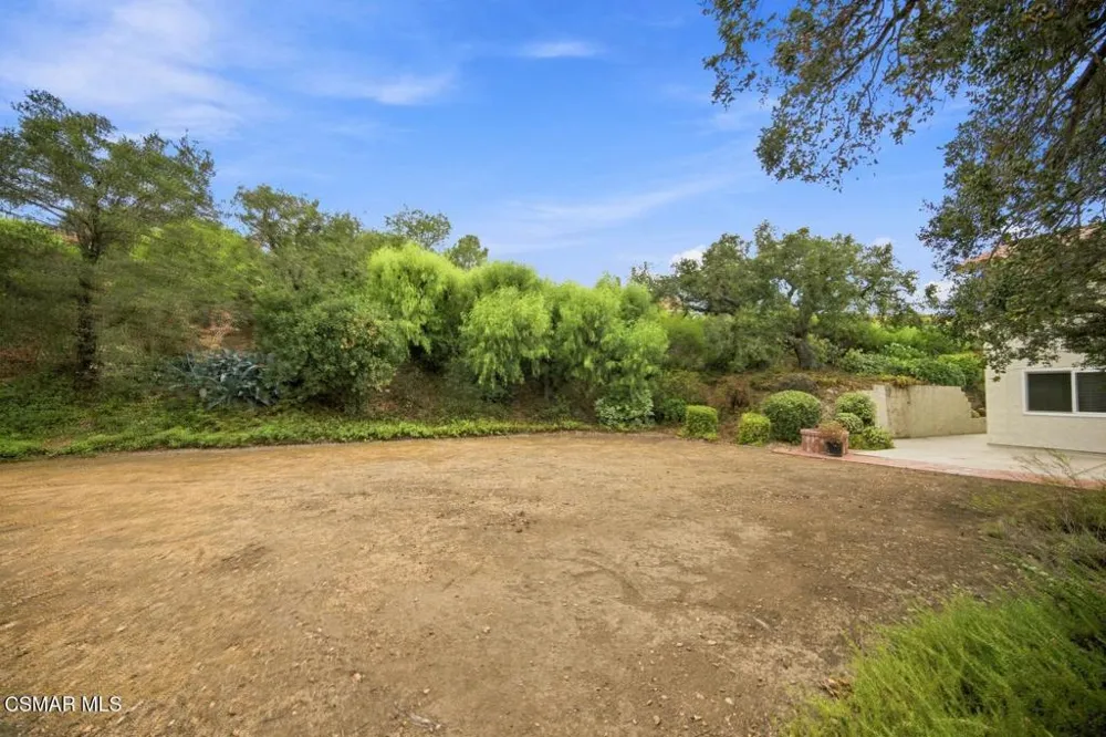 812 Chaparral Court Thousand Oaks, CA 91320