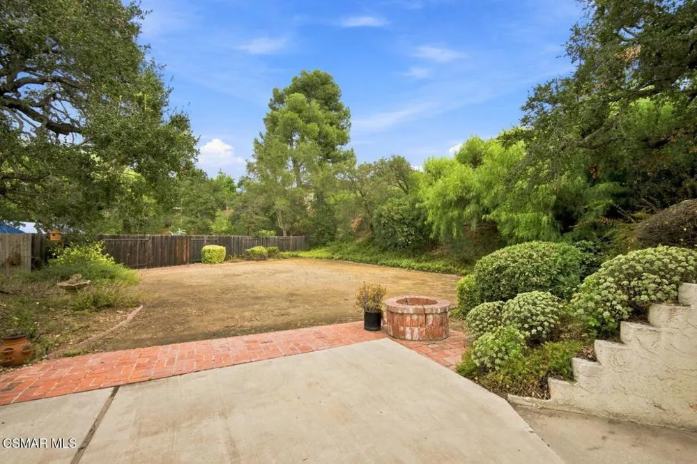 812 Chaparral Court Thousand Oaks, CA 91320