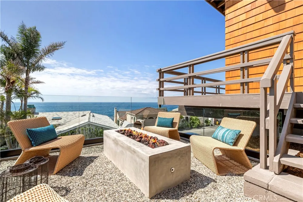 1944 Ocean Laguna Beach, CA 92651