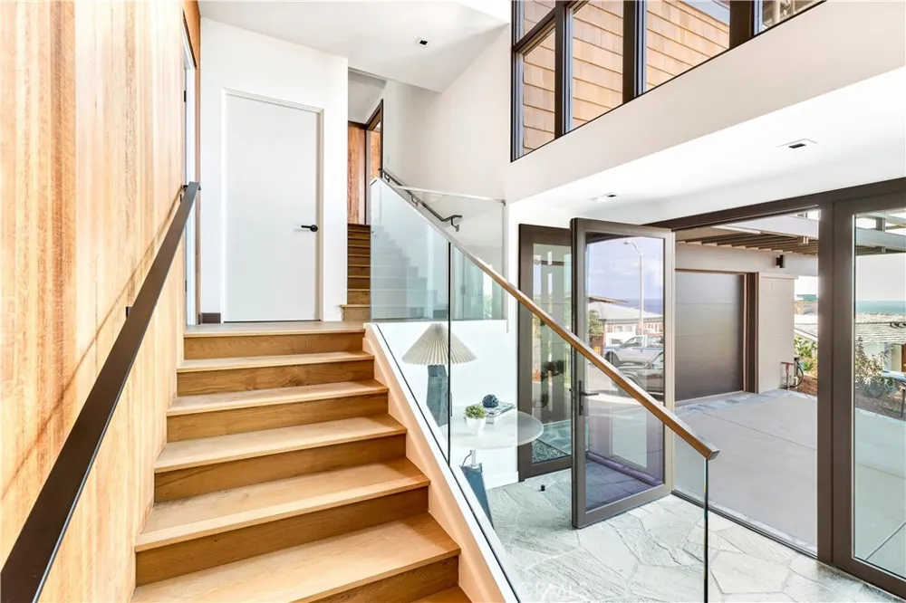 1944 Ocean Laguna Beach, CA 92651