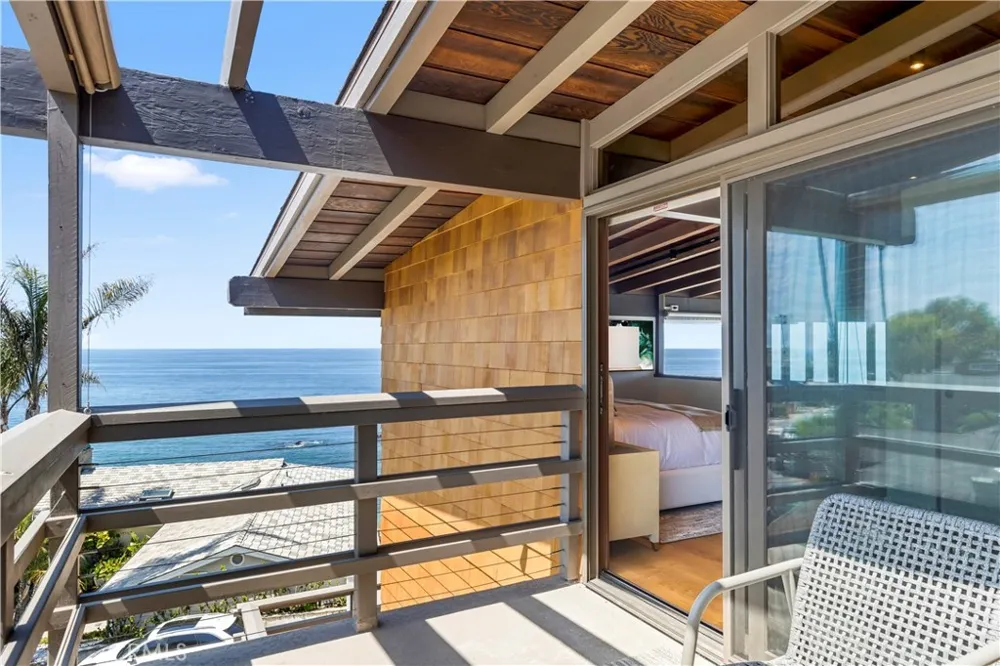 1944 Ocean Laguna Beach, CA 92651