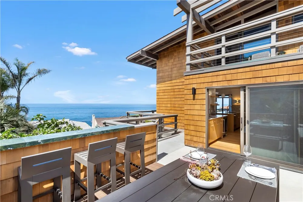 1944 Ocean Laguna Beach, CA 92651