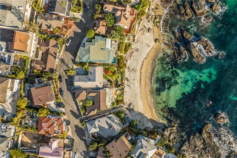 1944 Ocean Laguna Beach, CA 92651