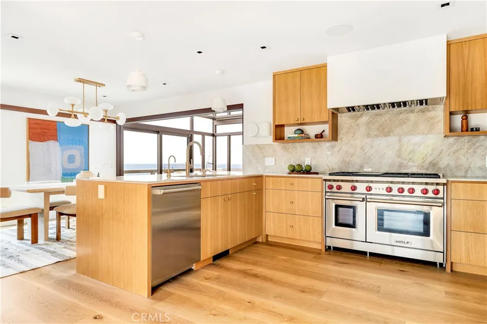 1944 Ocean Laguna Beach, CA 92651