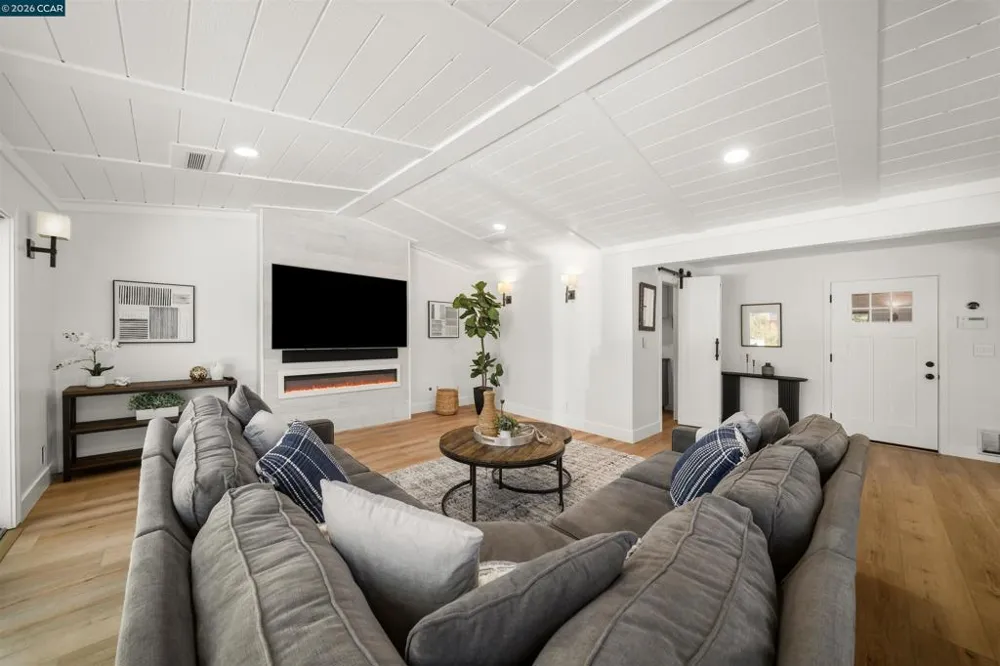 3318 Cottingham Ct Walnut Creek, CA 94598