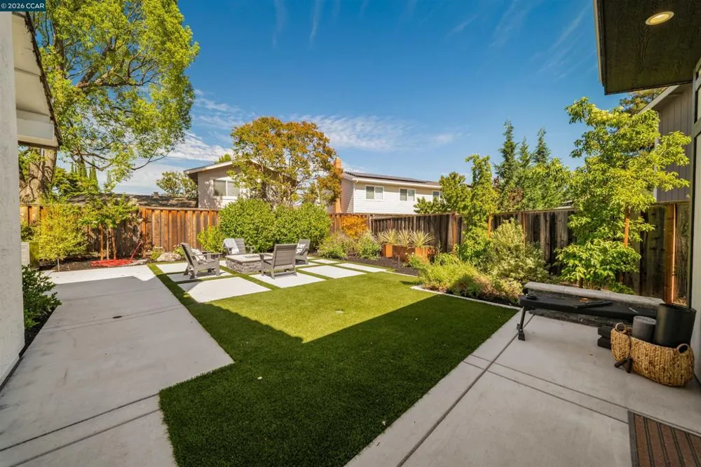3318 Cottingham Ct Walnut Creek, CA 94598