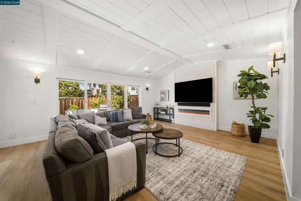 3318 Cottingham Ct Walnut Creek, CA 94598