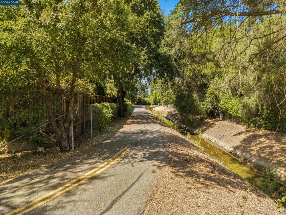 3318 Cottingham Ct Walnut Creek, CA 94598