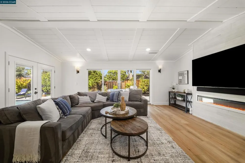 3318 Cottingham Ct Walnut Creek, CA 94598