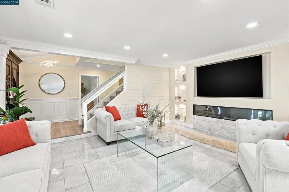 1386 Lichen Ct Concord, CA 94521
