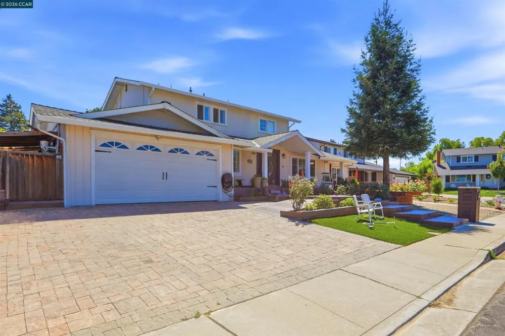 1386 Lichen Ct Concord, CA 94521