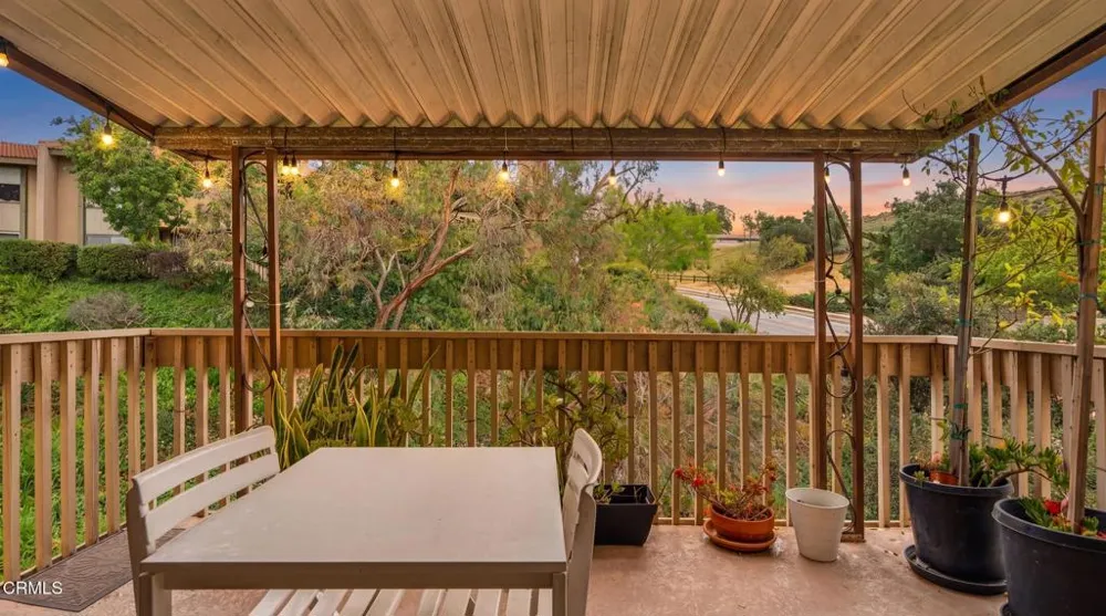254 Sequoia Court #33 Thousand Oaks, CA 91360