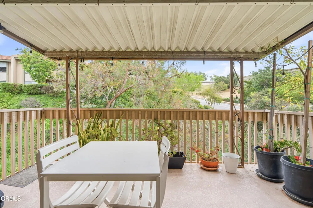 254 Sequoia Court #33 Thousand Oaks, CA 91360