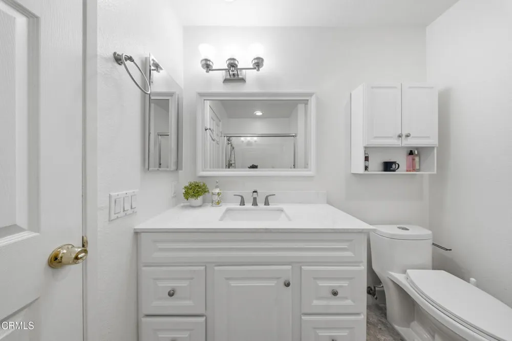 254 Sequoia Court #33 Thousand Oaks, CA 91360