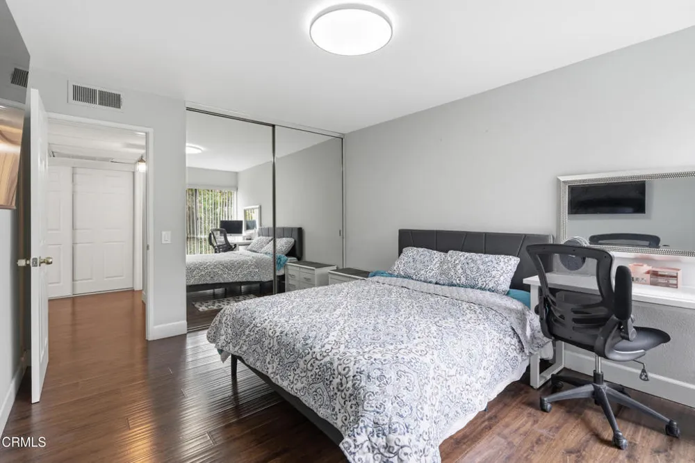 254 Sequoia Court #33 Thousand Oaks, CA 91360