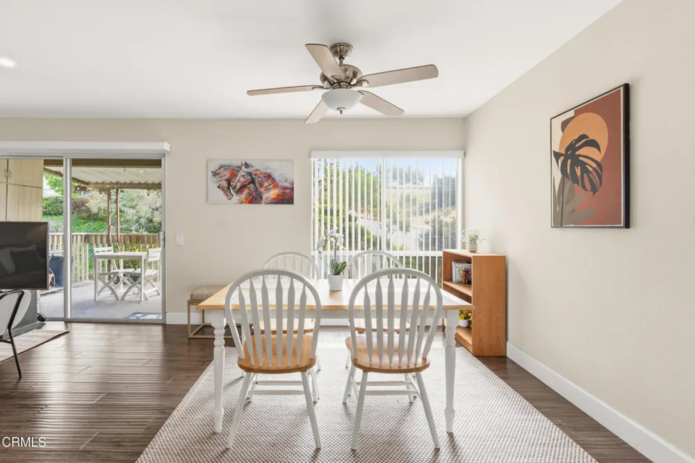 254 Sequoia Court #33 Thousand Oaks, CA 91360