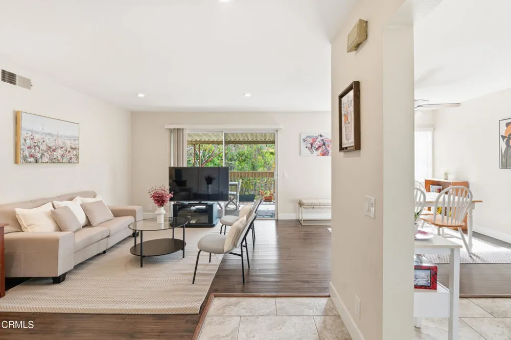 254 Sequoia Court #33 Thousand Oaks, CA 91360