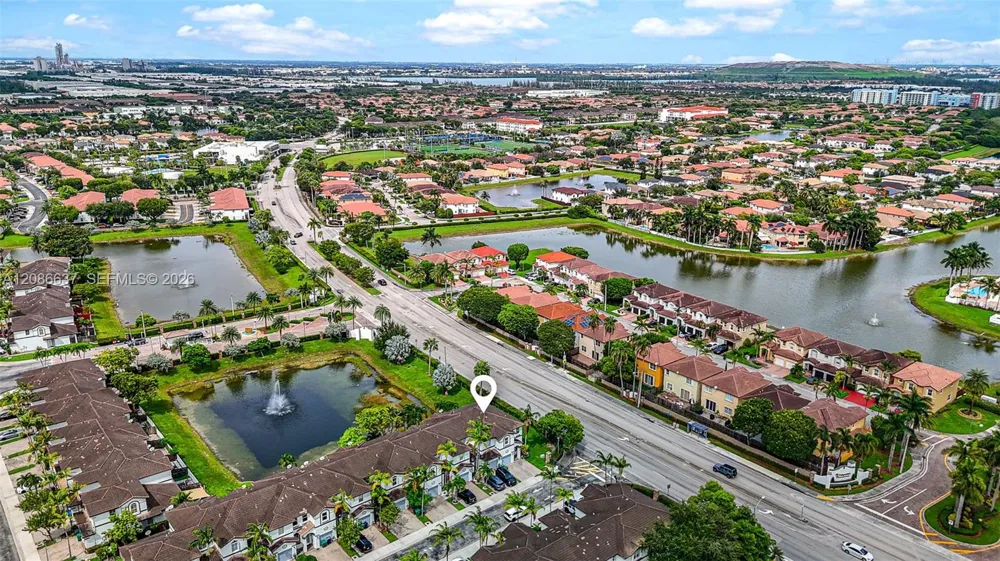 11401 NW 76th Ter Doral, FL 33178