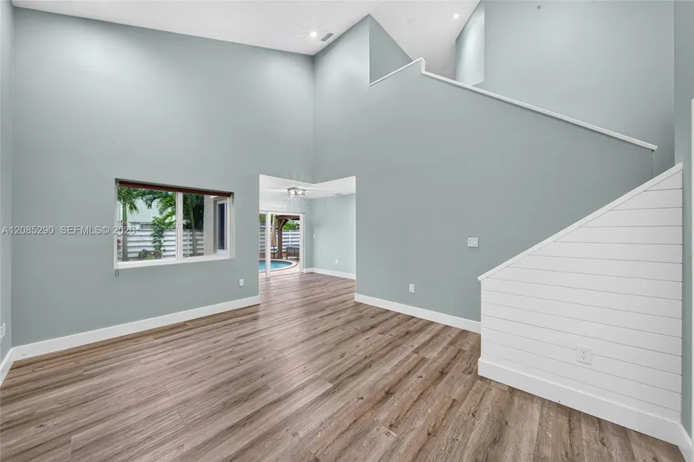 13746 SW 145th St Miami, FL 33186
