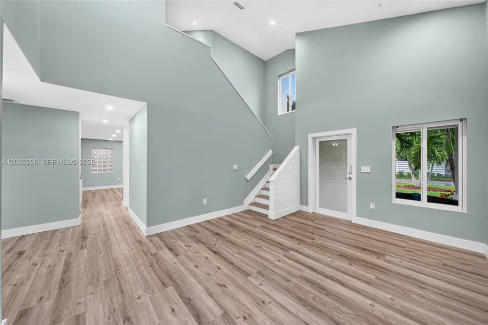 13746 SW 145th St Miami, FL 33186